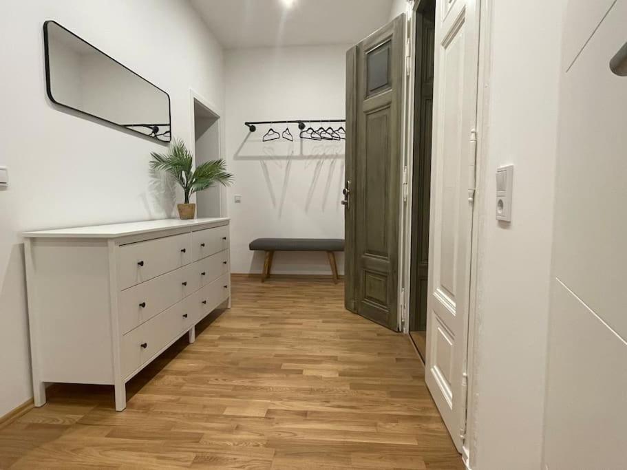 #Attraktive Altbauwohnung Im Leipziger Zentrum 1 Og Links Esterno foto